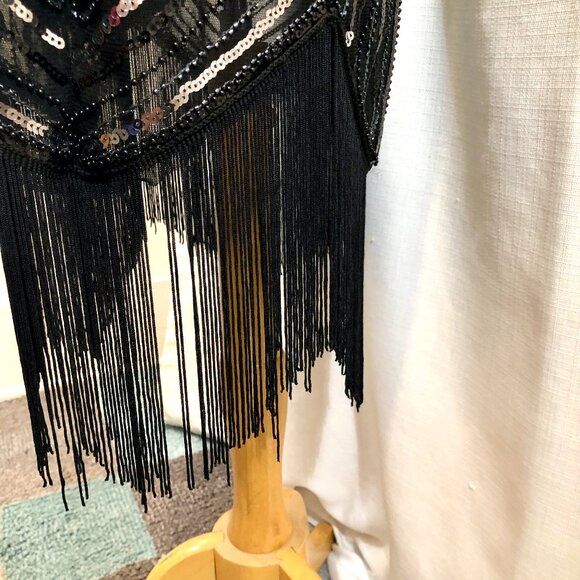 Babeyond Beaded and Fringed Black Dress Flapper Style - Picture 10 of 12